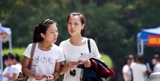 大学|重点大学毕业的学生,年薪水平真的达到了普通人高不可攀的地步