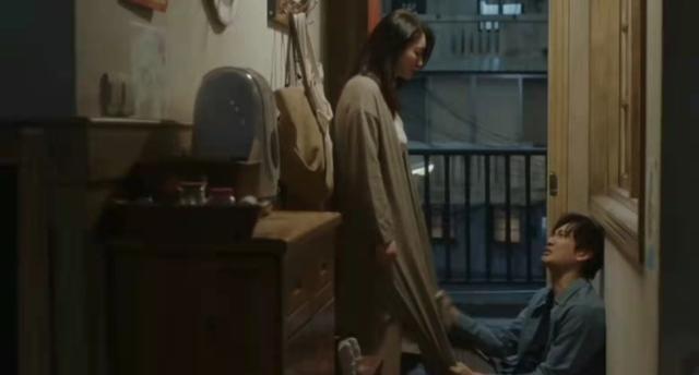 李小冉|李小冉新剧开播太火爆，情人变仇人、心脏病，狗血剧情又虐又爽