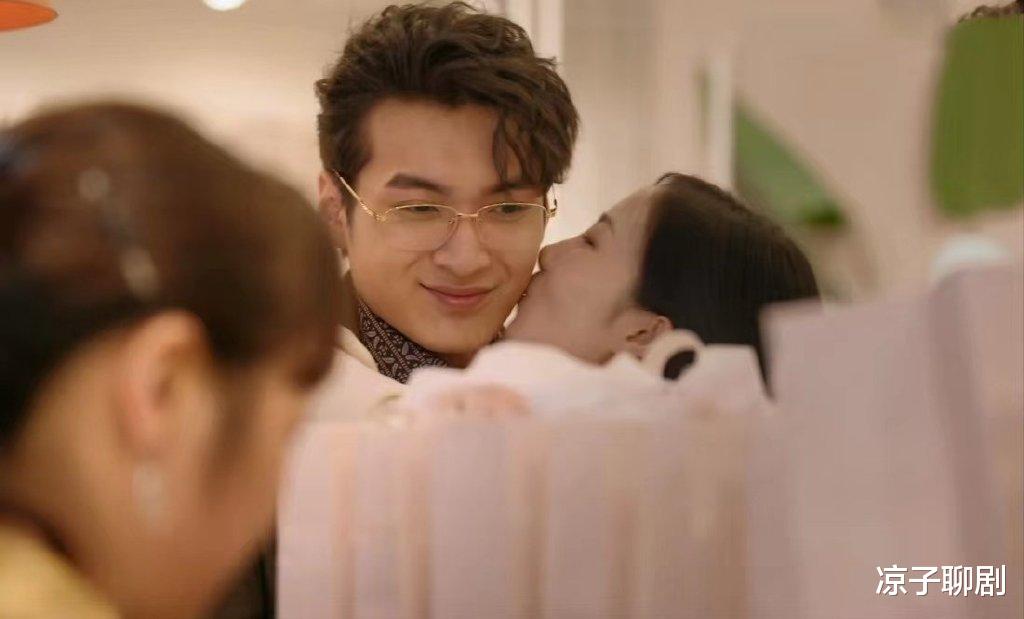 母亲母亲|《底线》：看到唐母对儿子的控制和侮辱，才知唐啸云为何残忍弑母