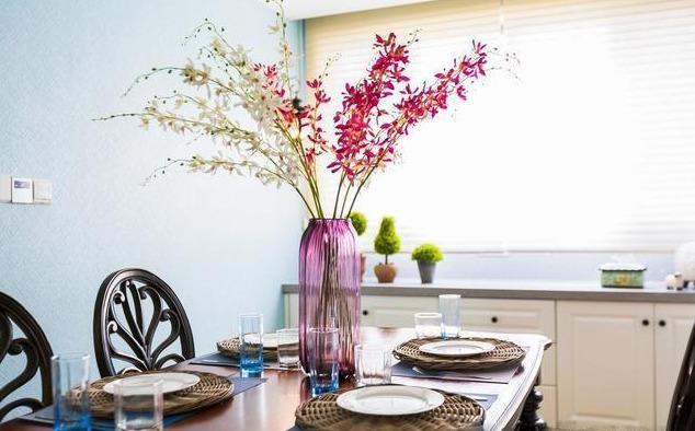 老公不听劝非要把阳台抬高10公分,完工后才发现太实用了!