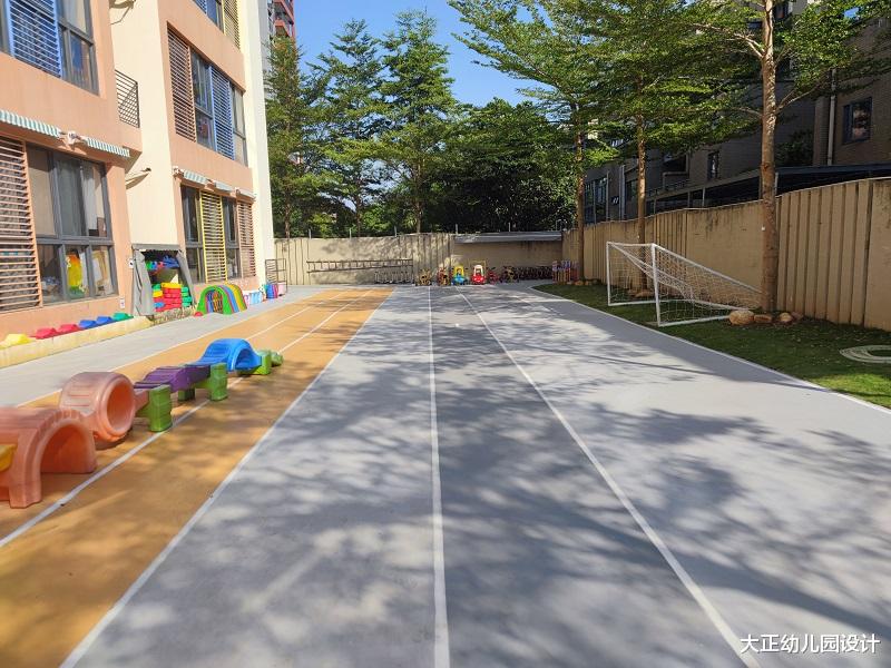 幼儿园户外规划设计：两个暑假，一个幼儿园户外的变形记