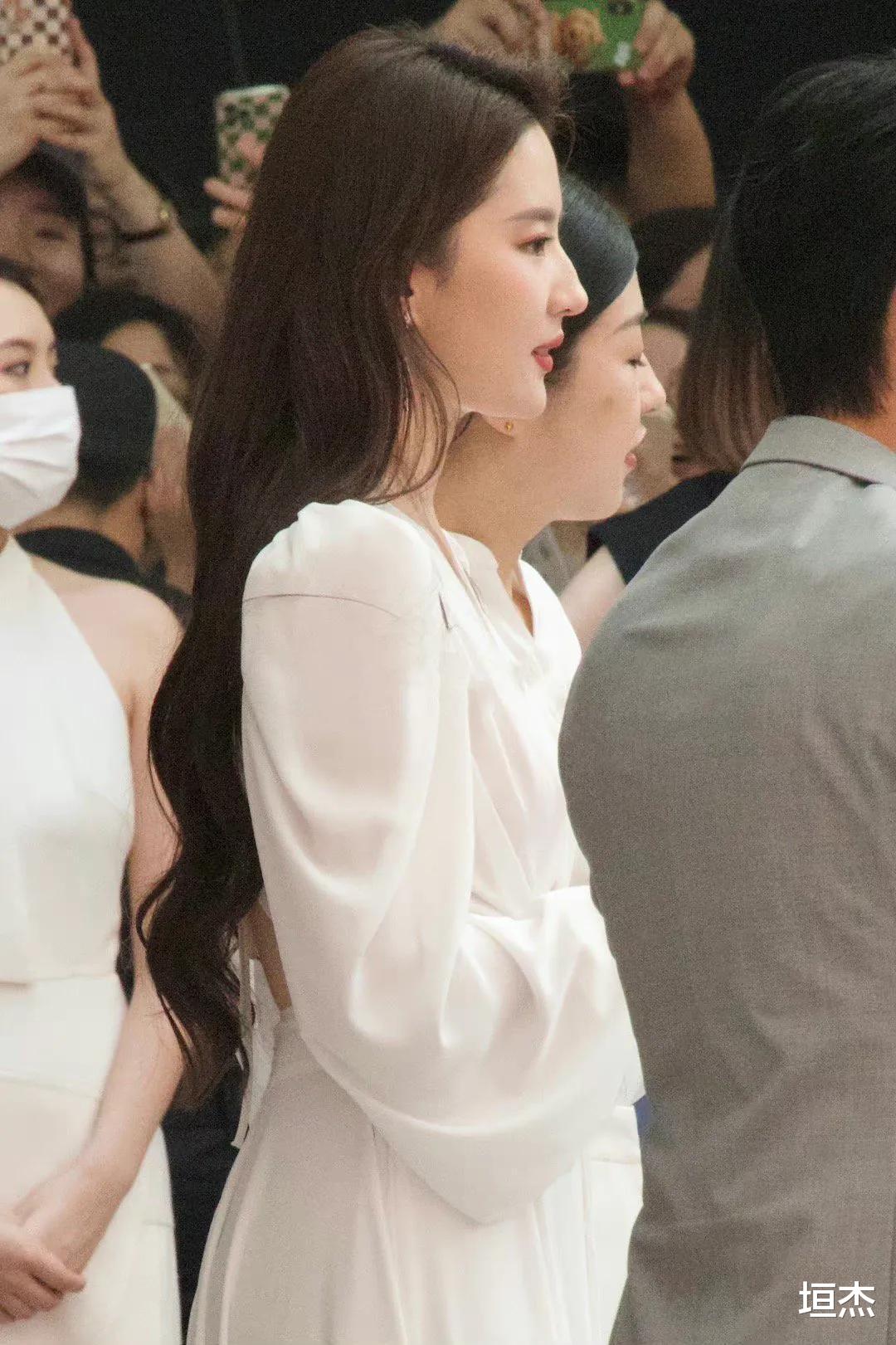 张曼玉|男性眼中的10位“梦中情人”女星,个个风华绝代,让人一见倾心