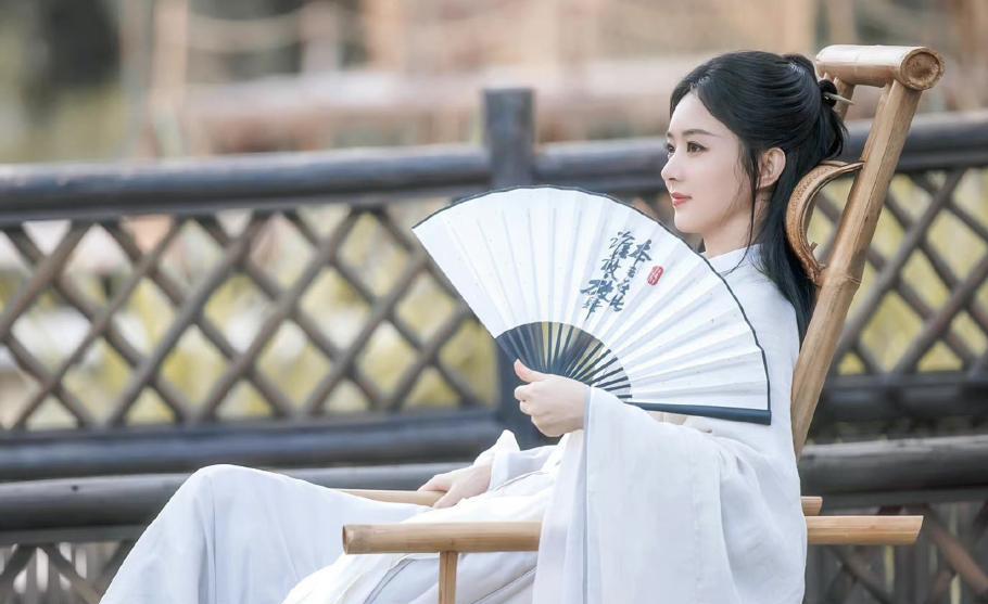 金晨|不是赵丽颖任嘉伦！《三棵树》改名《南来北往》，主演白敬亭金晨