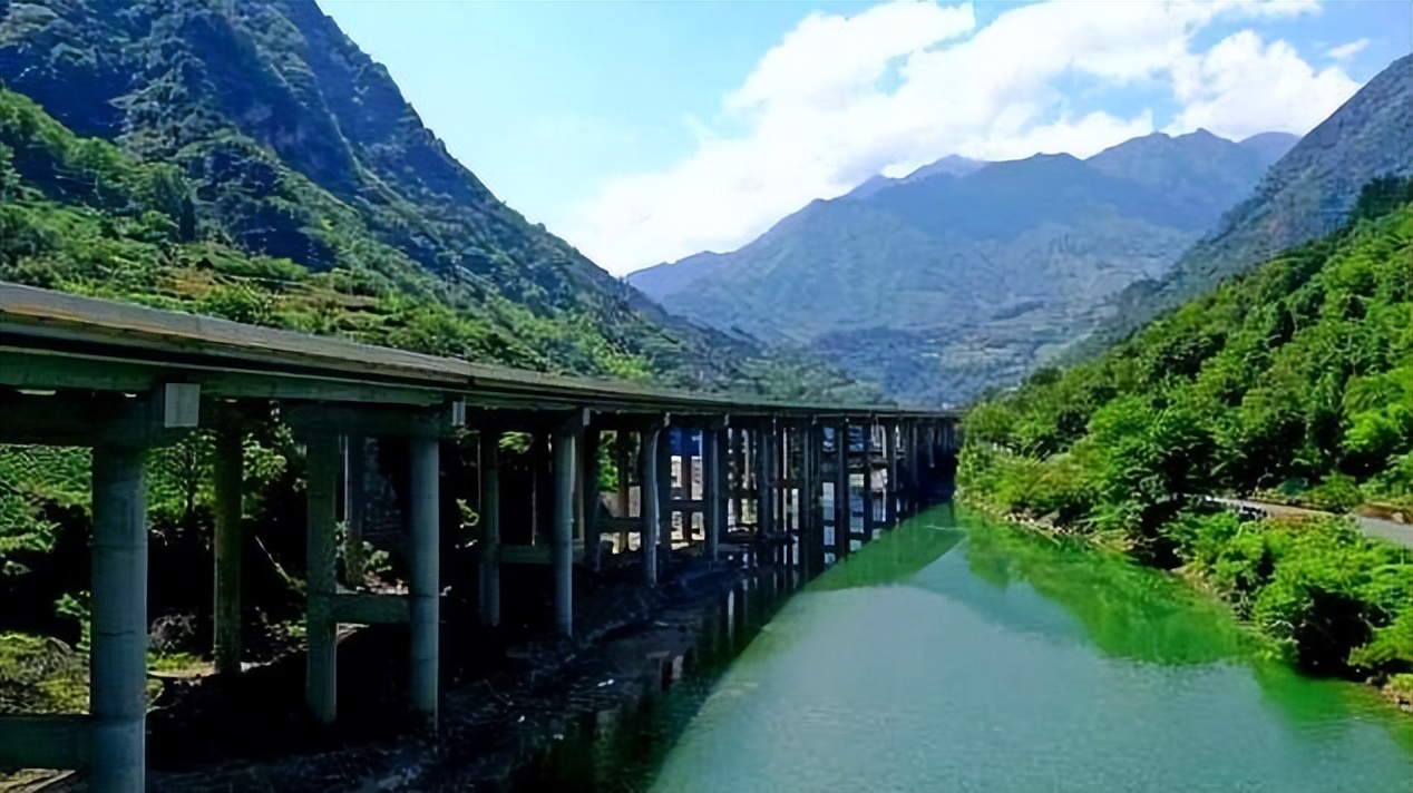 旅游业|云南这条高速拟建于丽江，将形成一种交通旅游文化融合发展新模式