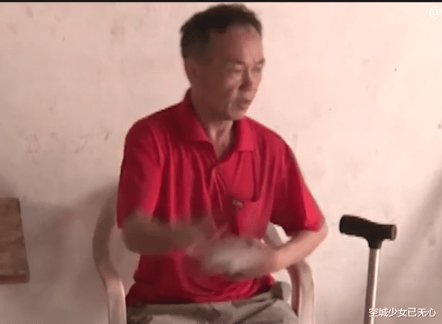 家暴20年逼走妻子改嫁,重病后哭求妻子回家,妻子:死了这条心!