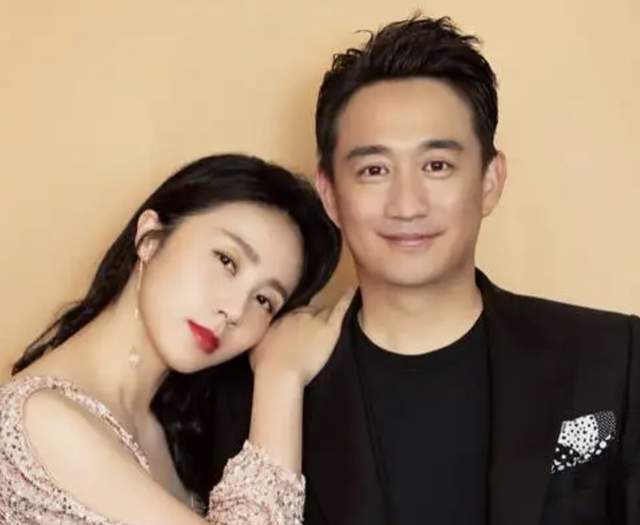 孙莉|黄磊老婆孙莉疑高龄怀四胎！肚大如球孕味十足，眼神迷离面容憔悴