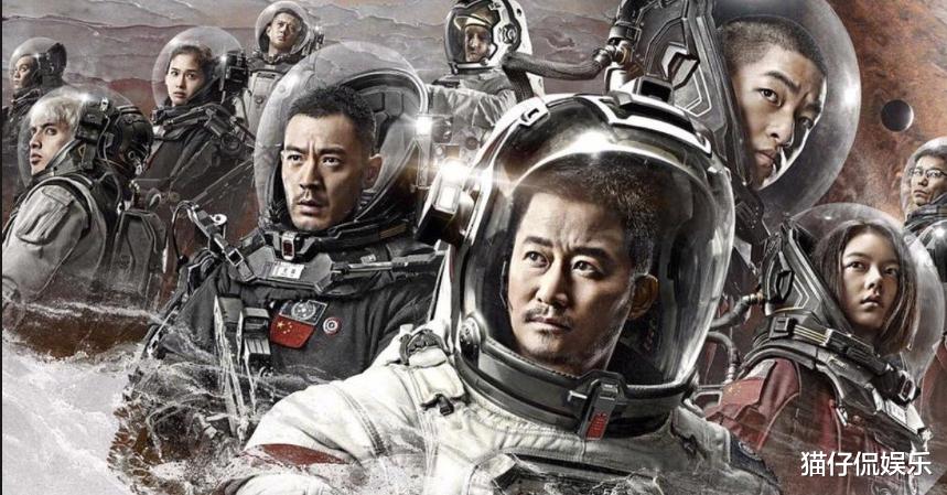 亲爱的热爱的|怎么能不怀念2019呢?“炸街”之作频出,网友:再也回不去了