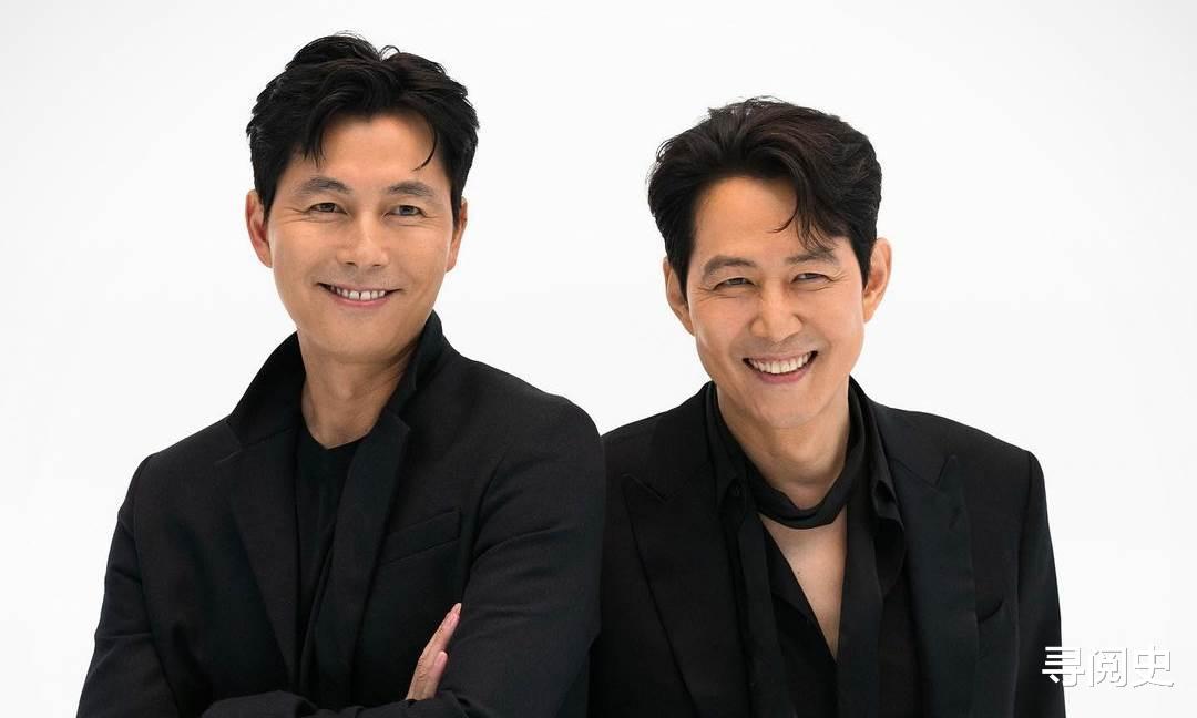 李政宰|艾美奖亚洲第一视帝,李政宰登封面,自拍姿势比透视上衣更抢眼