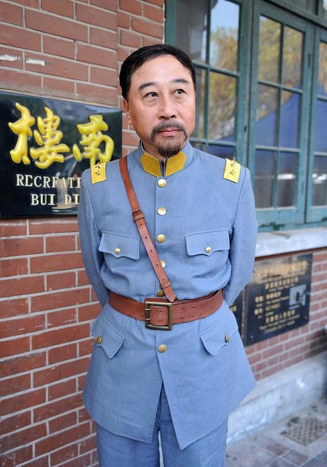 高至霆|冯巩的徒弟里，也就侯林林跟不上节奏了！