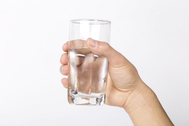 心脏|喝水过多与喝水过少，分别对身体有什么危害？看看这篇文章便知道