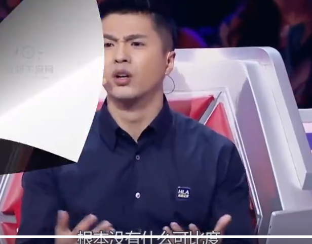 郭敬明|郭敬明的好舌头赢得了李成儒，却被北大教授的修养重重打脸！