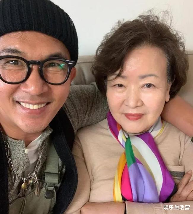 大S|46岁大S怀3胎3个月？小菲旗下账号称她为具破底线，为爱豁出性命