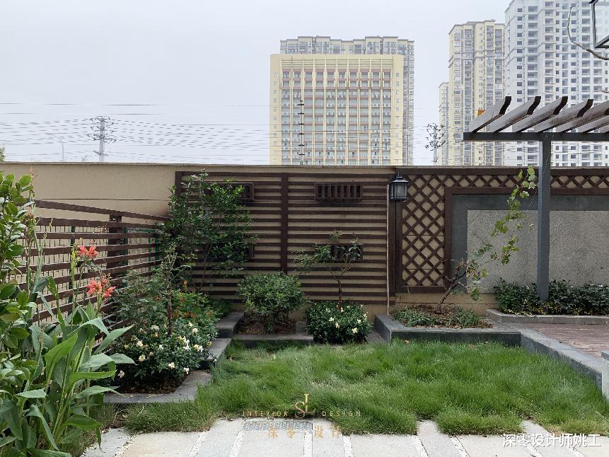 庭院学她家打造8个景观,特有的中式廊架、月洞门,一不小心美出新高度