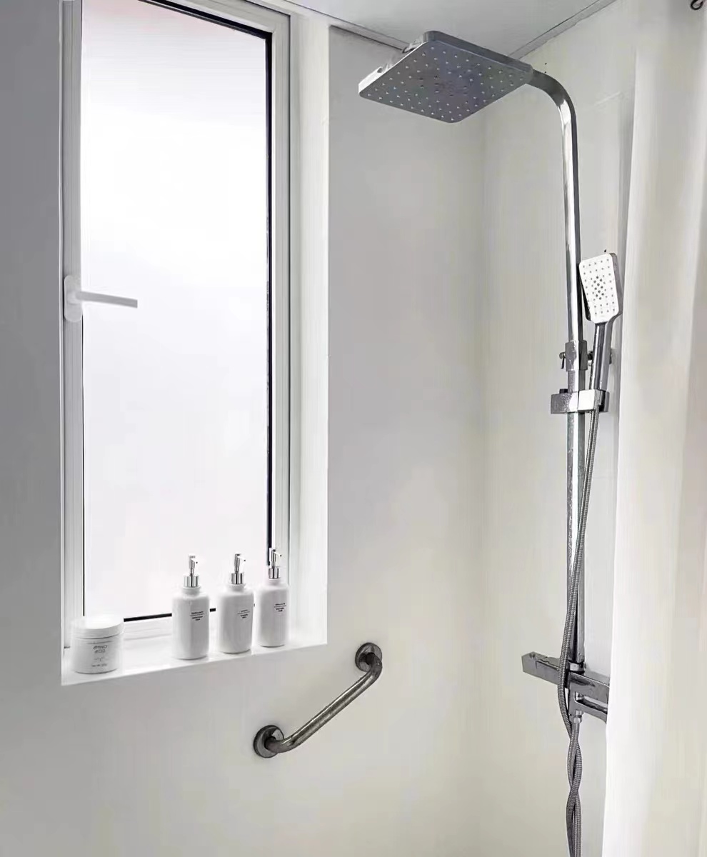 干货分享：浴室改造装修，到底要选墙贴还是瓷砖漆？超详细解答