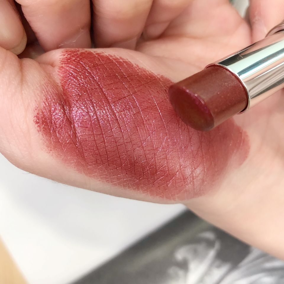 春夏 收好这份四月口红清单，我们到专柜把今年春夏新出色都试过了