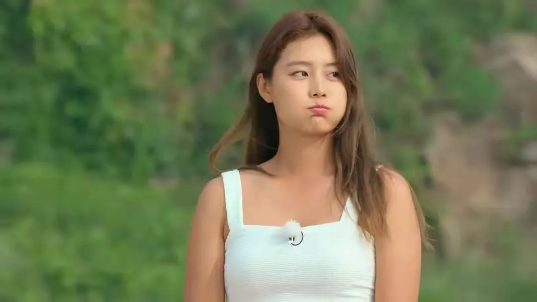 李靓蕾|21年最“欲”综艺节目,超级热播,《单身即地狱》