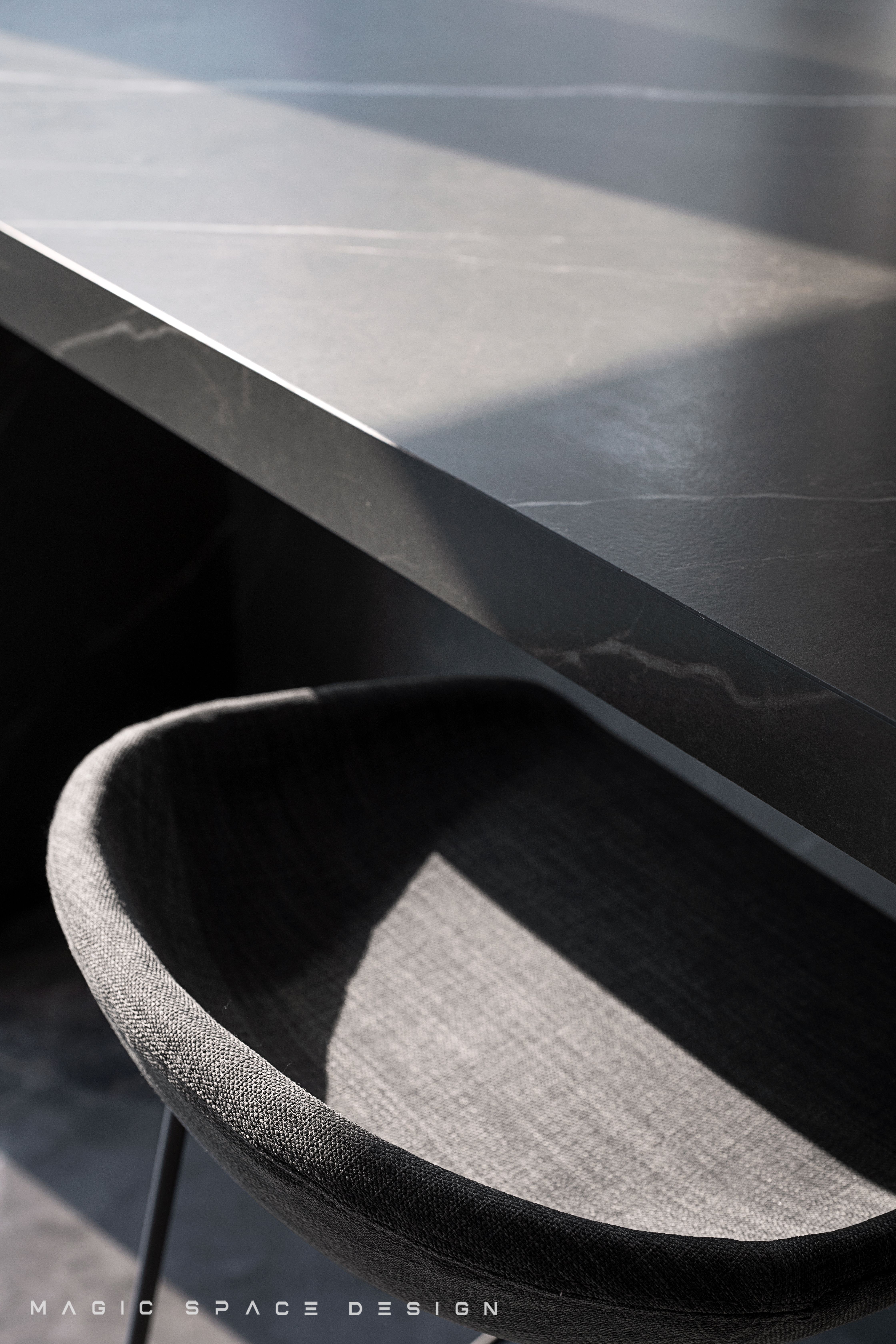 437㎡多层复式,把家里能拆的墙全拆了