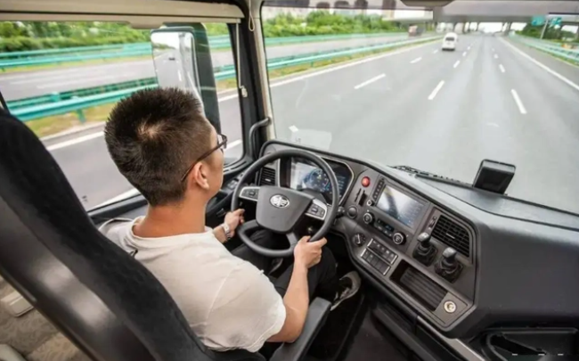 招聘|广西某事业单位招聘, 计算机专业要协调员4级证, 网友: 就差没写名了