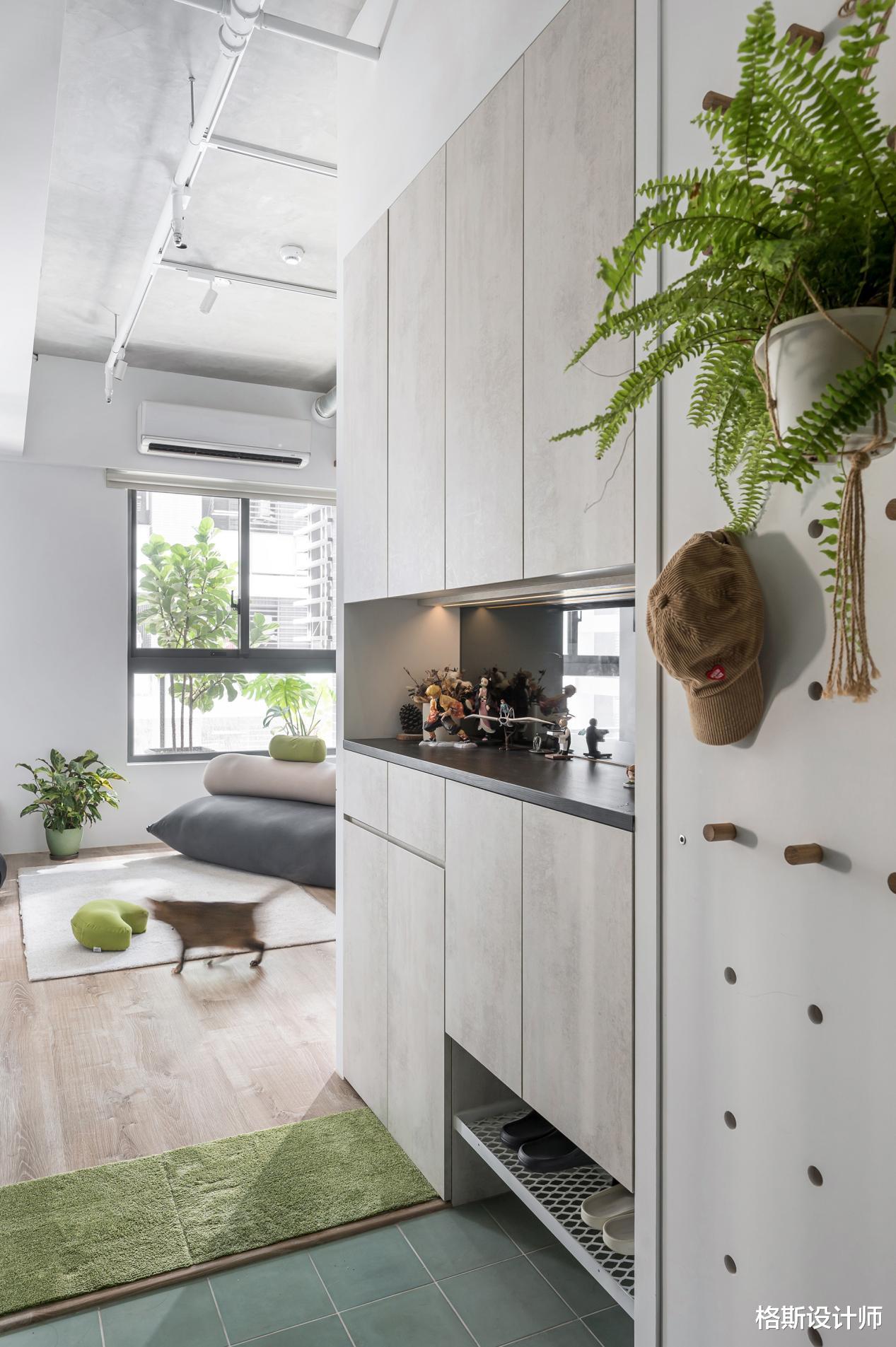 90后男孩晒出55㎡小家,休闲简约的工业风,清新又治愈