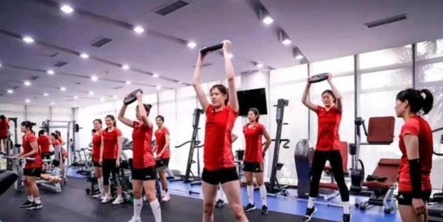 姚迪|2选1！女排王牌归队在即，谁去谁留？6月初可见端倪