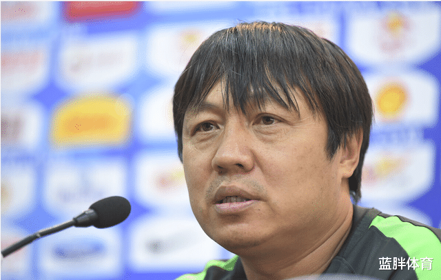 国安|谢峰火线出任国安新主帅，未来将拿晋鹏翔开刀，让他卷铺盖走人
