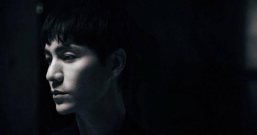 陈坤|谢霆锋与陈坤:因《快乐男声》录制而产生矛盾,之后老死不相往来