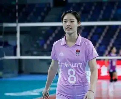 00后|中国女排00后主攻手：初生牛犊赛如虎