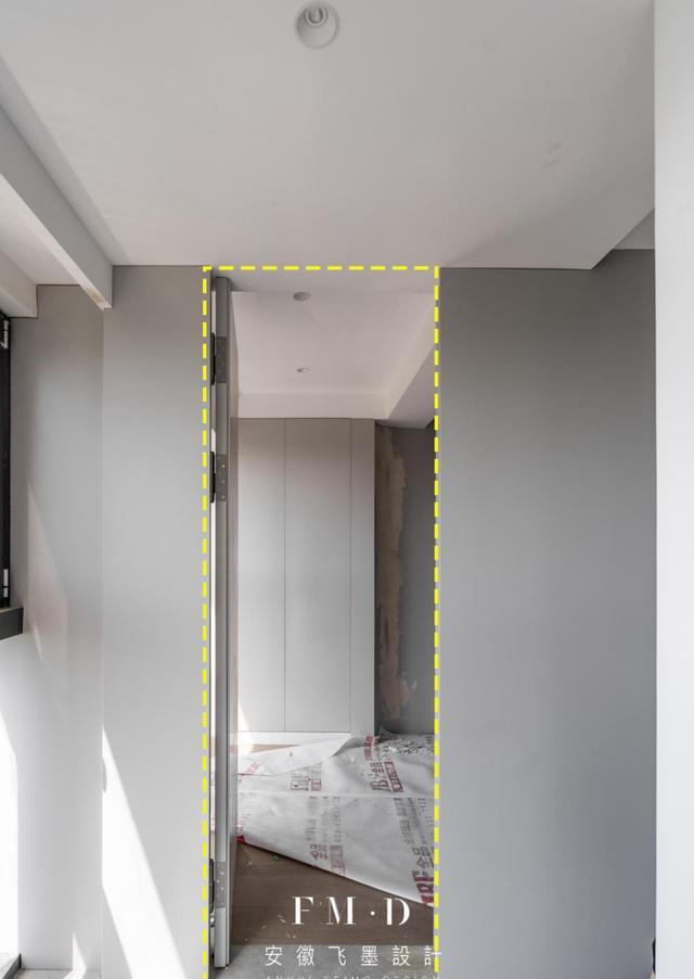 260大平层的“真爱”设计,背景墙设隐形门藏卫生间,不破坏美感