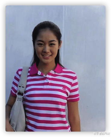 谢永强|乡爱王小蒙惹争议，戏外紧搂谢永强姿势太亲密，双方现实各有家庭