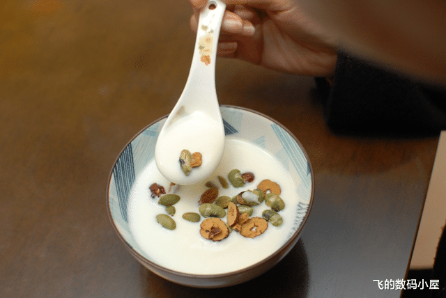 和面是个技术活？有了moido 多功能和面机，新手也能变面食大师