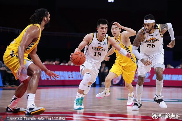 辽宁男篮|50-9！辽宁替补席完爆广厦，杨鸣12人轮换太强，夺冠仅是时间问题
