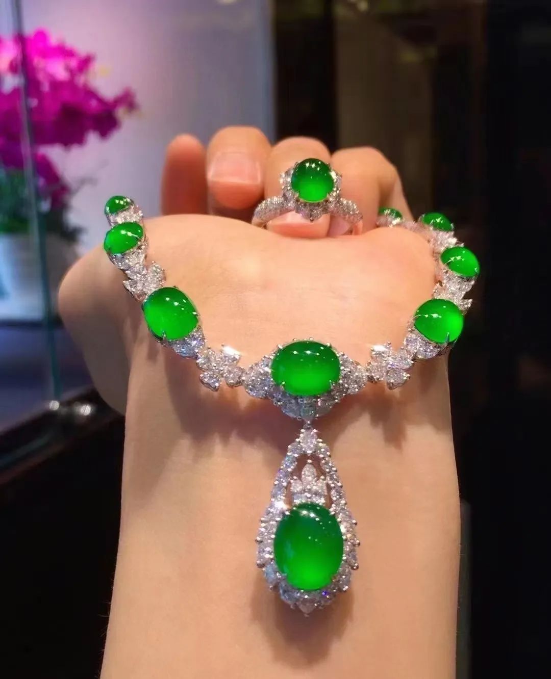 翡翠|翡翠藏家透露“干货”：这类翡翠更值得收藏！