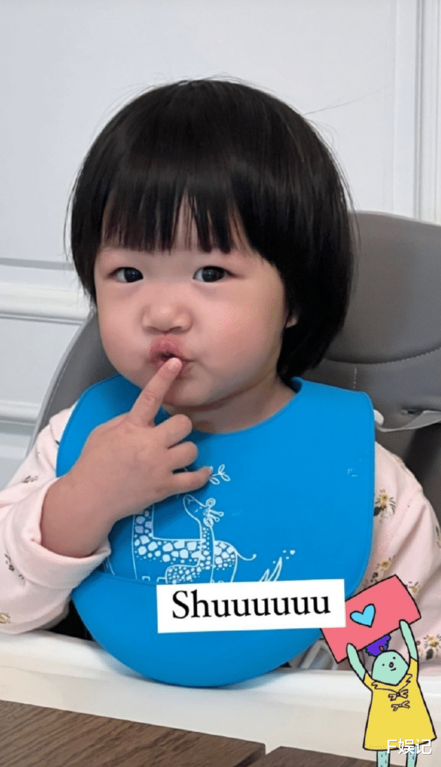 李亚男|李亚男接连晒女儿的可爱萌照 还晒出母女俩一起画的画作