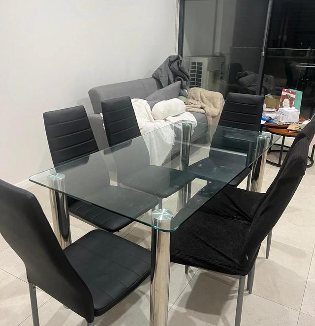 买餐桌,建议坚持这“7不买”,不是矫情,是真不适合家用