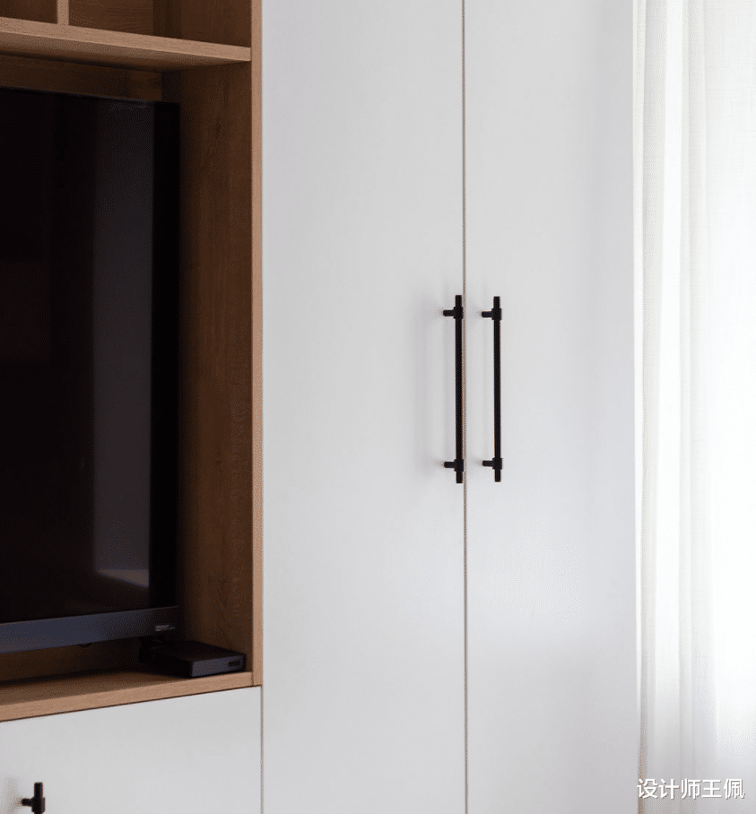 人均20平方米的空间 ，既能塞下三代人的生活，又不失精致美