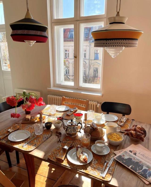 柏林三胎妈妈晒亲手布置的家,色彩搭配家具组合让人沉醉,大爱了