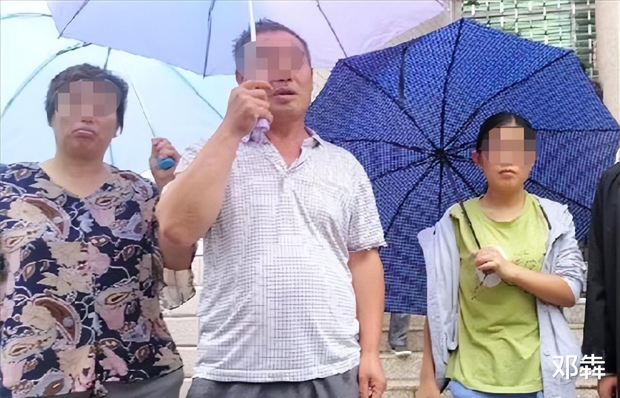 2018年,他在路上狂扇老师耳光,被判入狱一年半,如今后悔了吗?