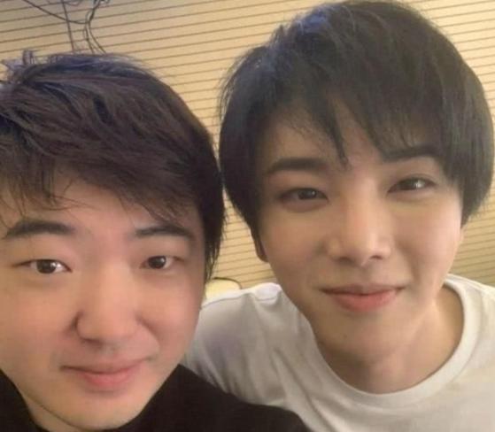 吴彤|吴彤终于赔了范丞丞被坐碎的手机，知名制片人竟然抄袭韩国综艺？