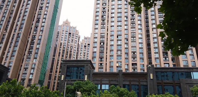 济南|上海市区一处烂尾楼工程，已停工多年，好地段为何却烂尾呢