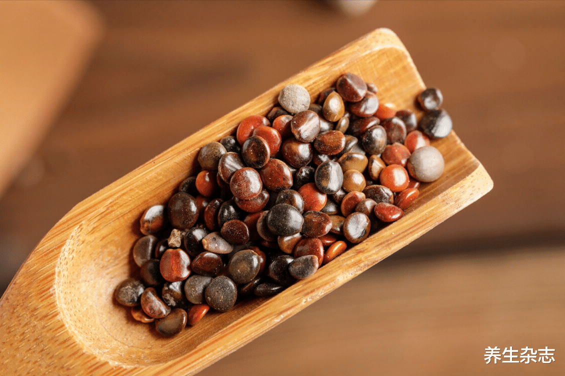 肝脏|农民工肩痛1年，确诊肝癌，医生直言：常喝“2水”是在自毁肝脏