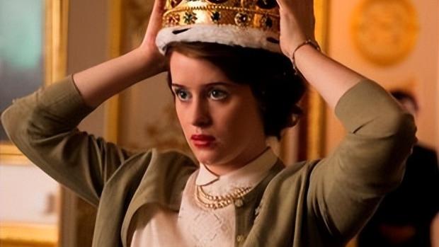 伊丽莎白二世|多年来在电视和电影中饰演过英国女王伊丽莎白二世的女演员们