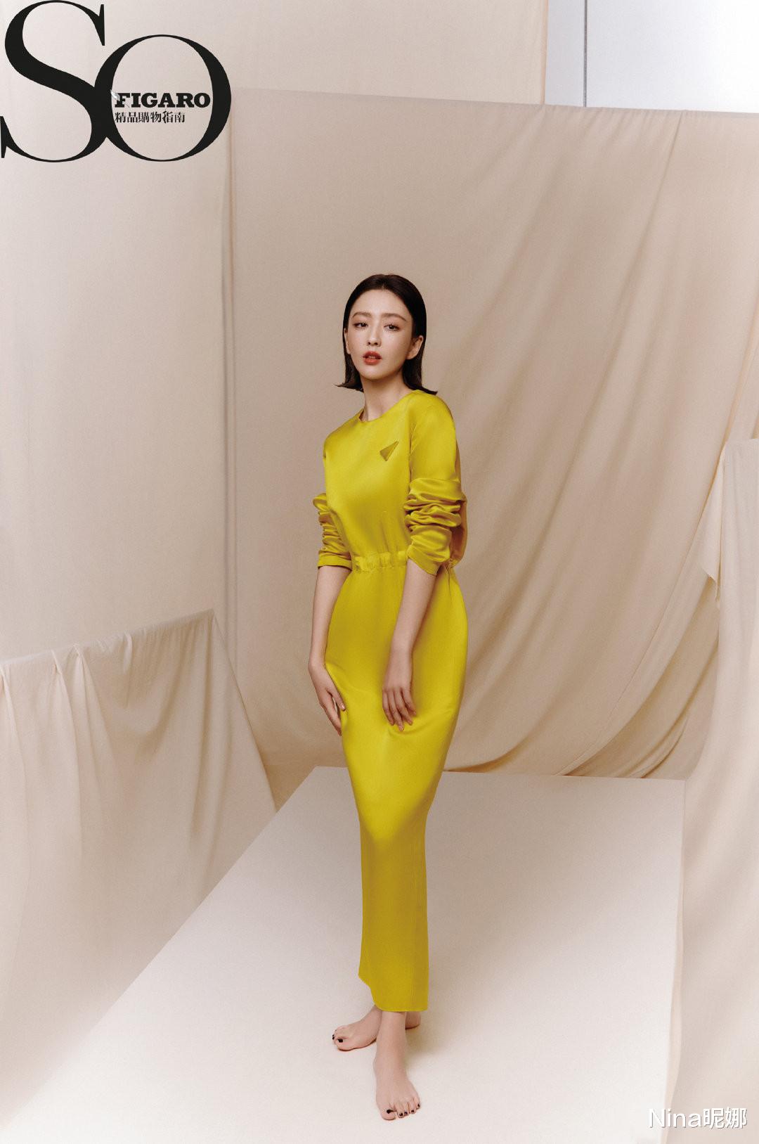 赵丽颖|佟丽娅新造型惹争议!穿露肩裙拍片秀身材,全程眯眯眼异类博出镜