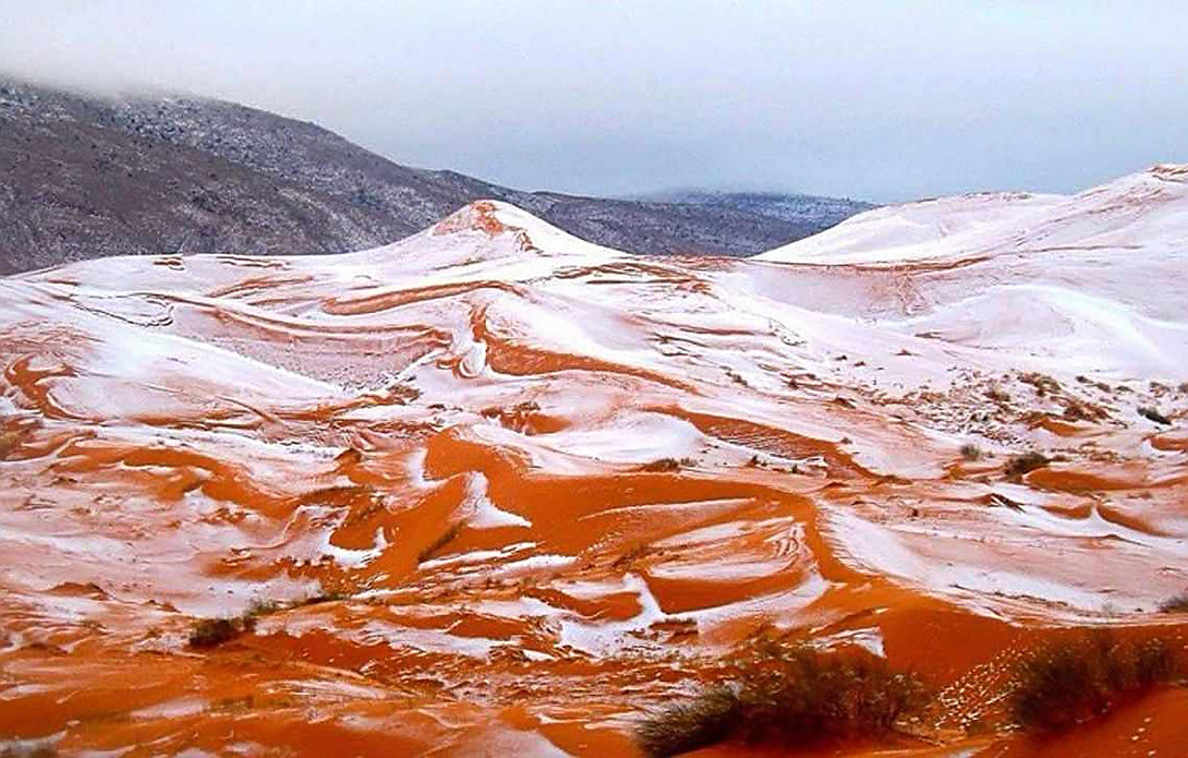 地球怎么了？撒哈拉沙漠下雪，澳洲50℃高温，南极冰山融化