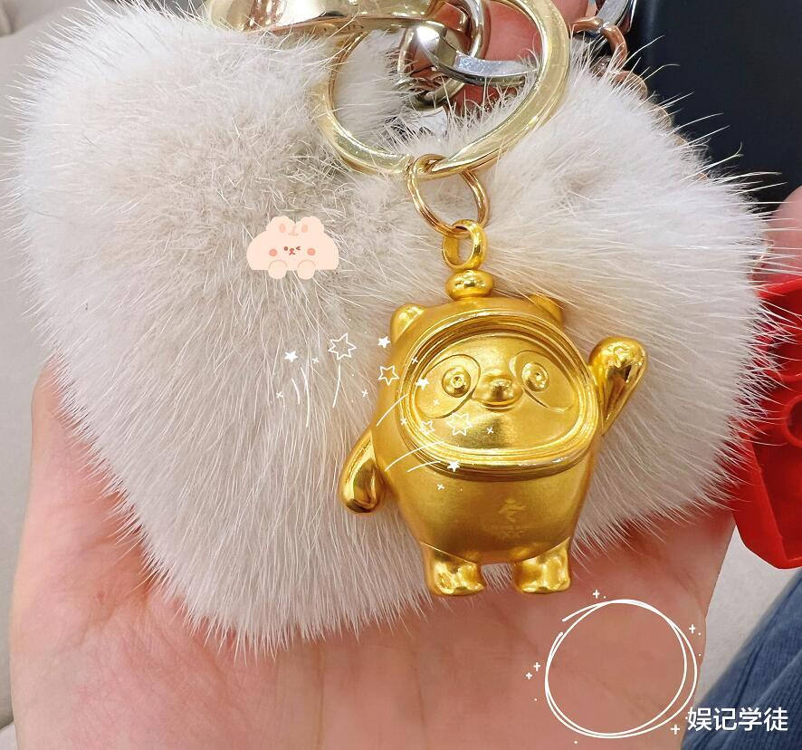 彦希|新晋“央视门面”马凡舒晒生活照,多才多艺,一双大长腿又细又直