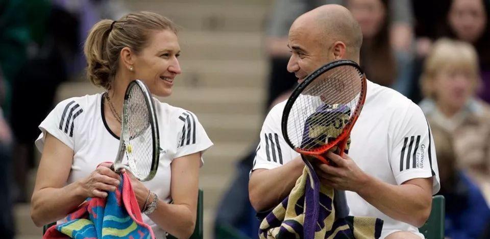 波姬·小丝|“网坛传奇”阿加西:娶波姬小丝2年离婚,二婚格拉芙,恩爱21年