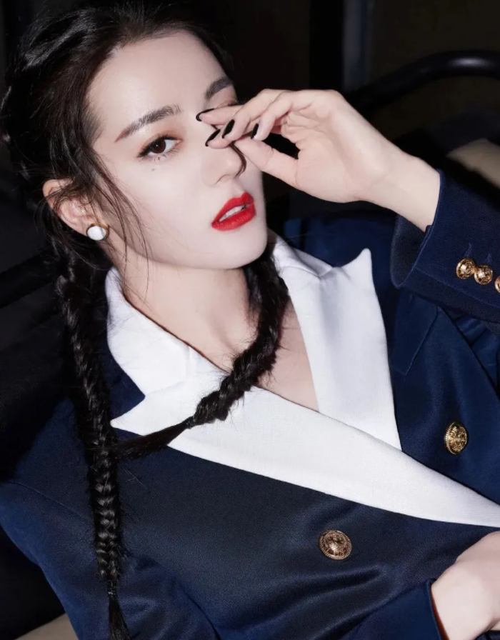 古力娜扎|娜扎的胸,关晓彤的腿,金晨的腰,这些90后小花简直迷死人