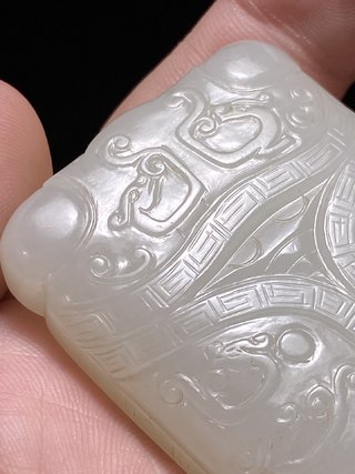 乾隆|清乾隆 和田玉籽料 白玉 玉蝉 龙纹 蝉珮 挂件把件