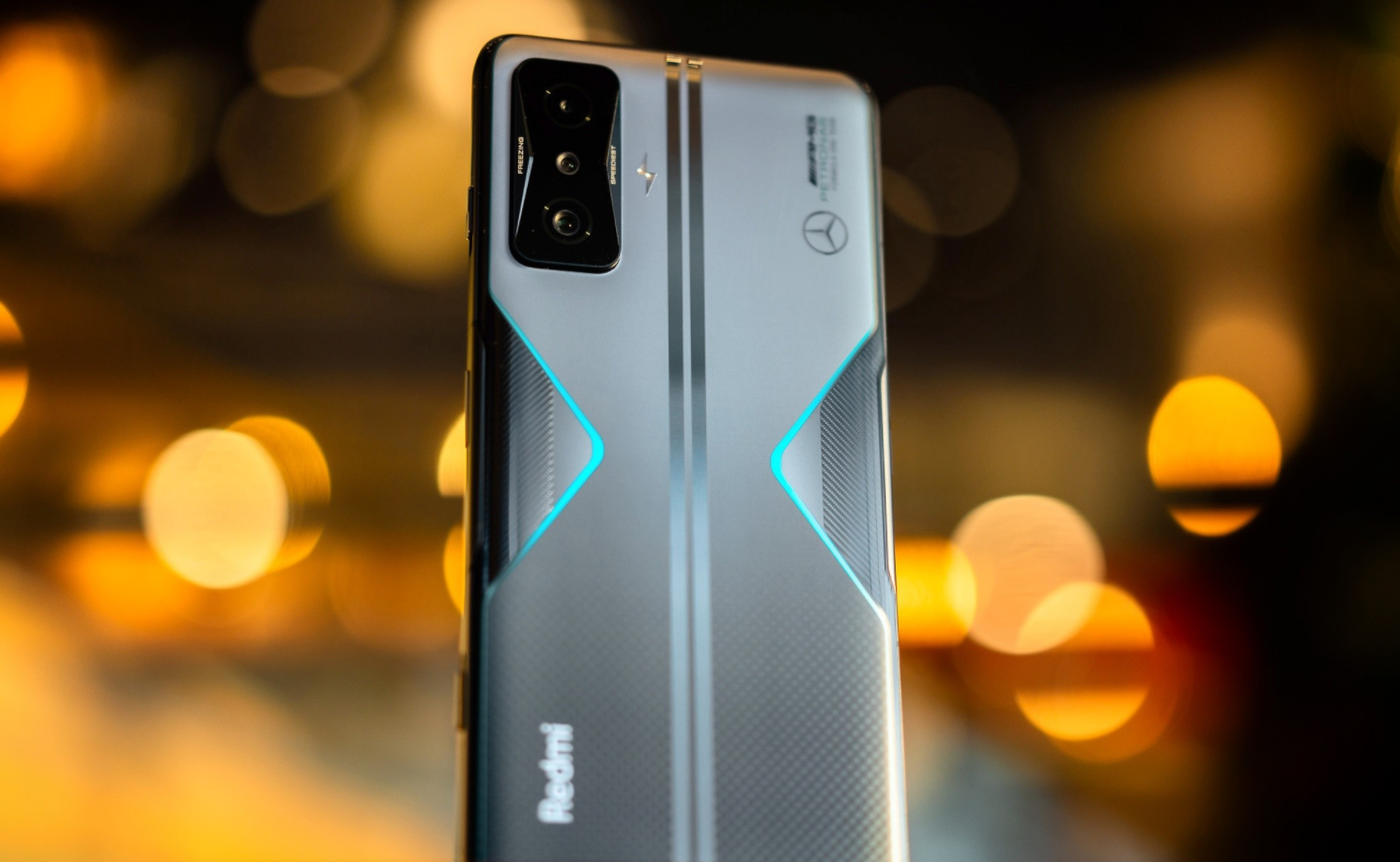 iqoo|大学生新机推荐:看重性能和游戏,选这些总没错