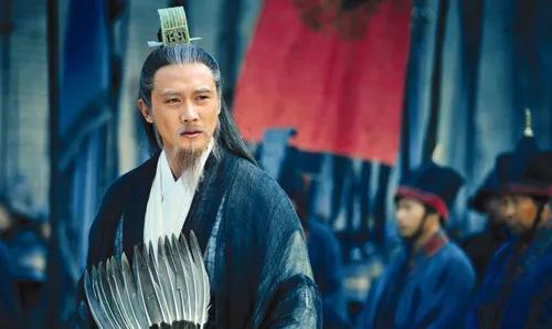 诸葛亮|同样是演诸葛亮,唐国强和陆毅究竟谁能够更胜一筹?