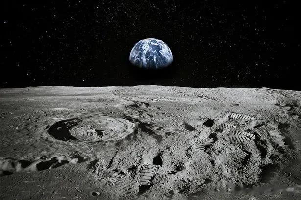 2030年，人类可能会生活在月球上，NASA计划下一步执行火星任务